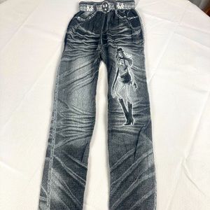 Chuns Female Black w/ anime girl in boots Jean Leggings. Size F. Fits XS-M